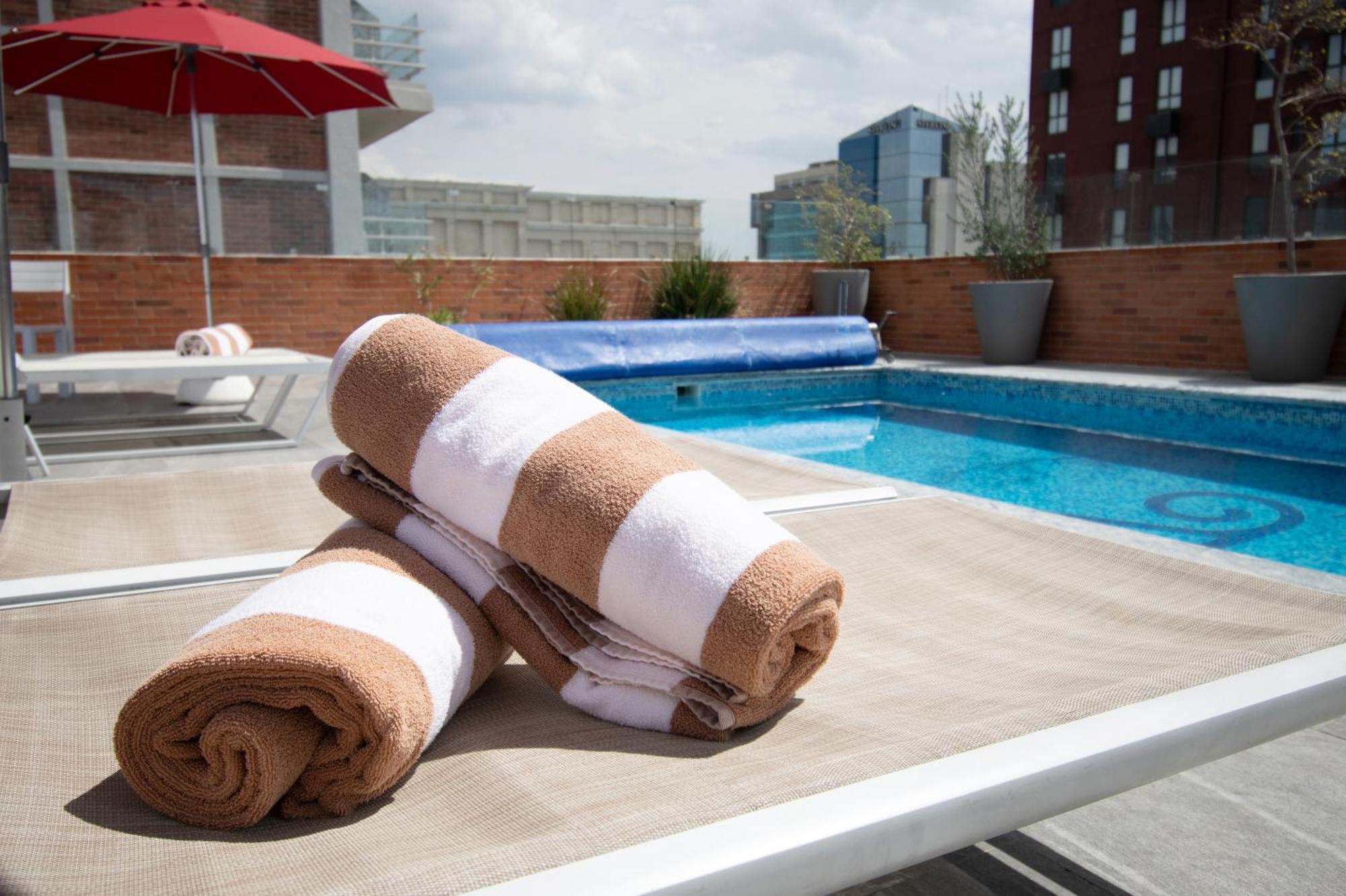 Hotel Velvet Plaza Guadalajara Kültér fotó