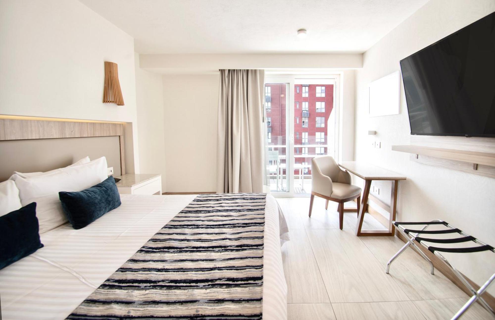 Hotel Velvet Plaza Guadalajara Kültér fotó