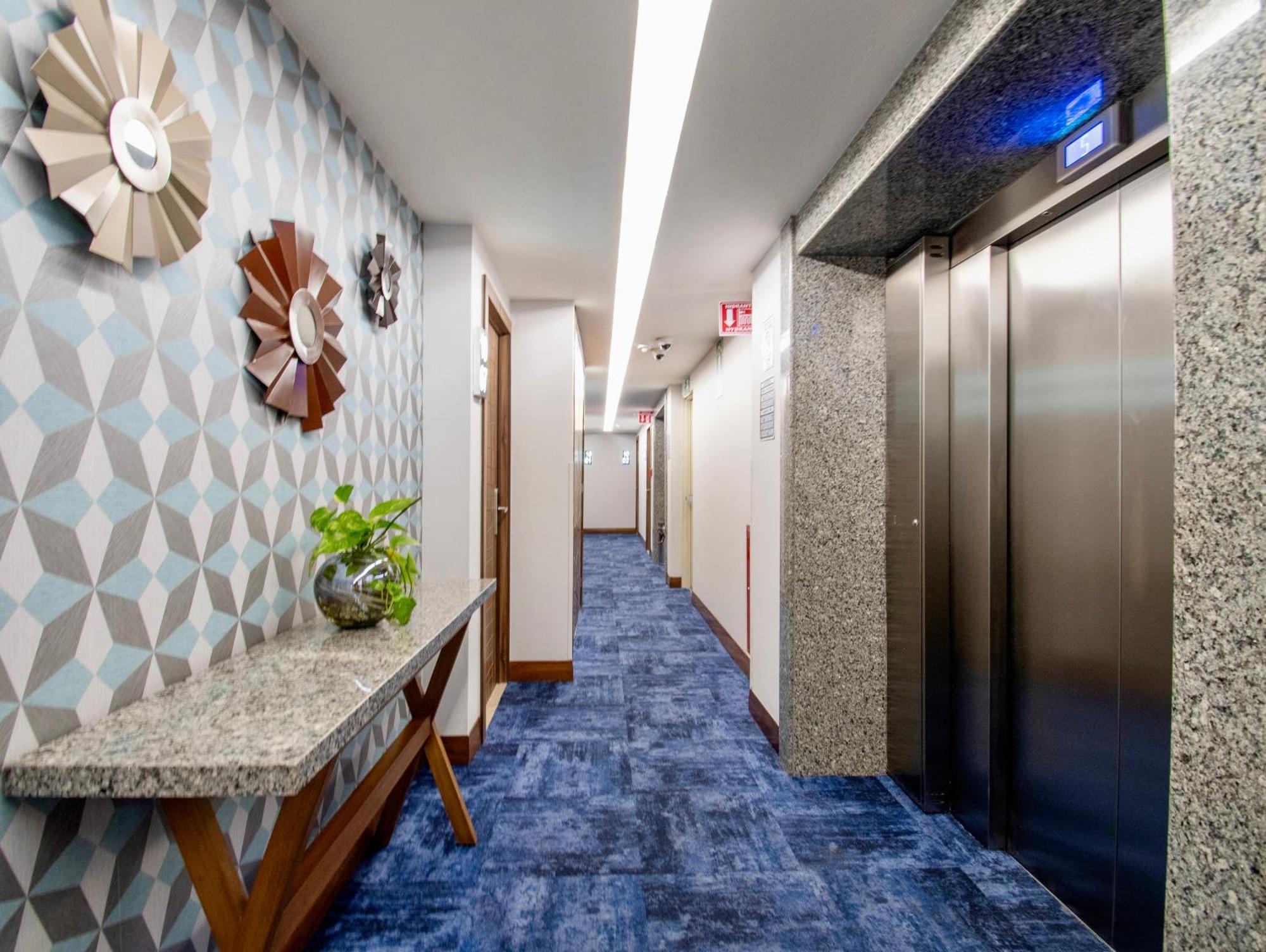 Hotel Velvet Plaza Guadalajara Kültér fotó