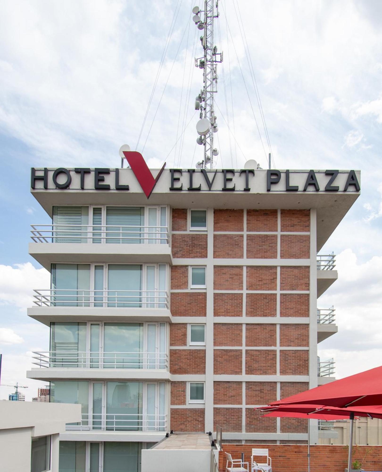 Hotel Velvet Plaza Guadalajara Kültér fotó